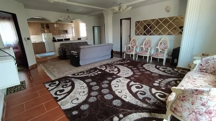 آپارتمان دوخوابه گلستان 13 - هال 2