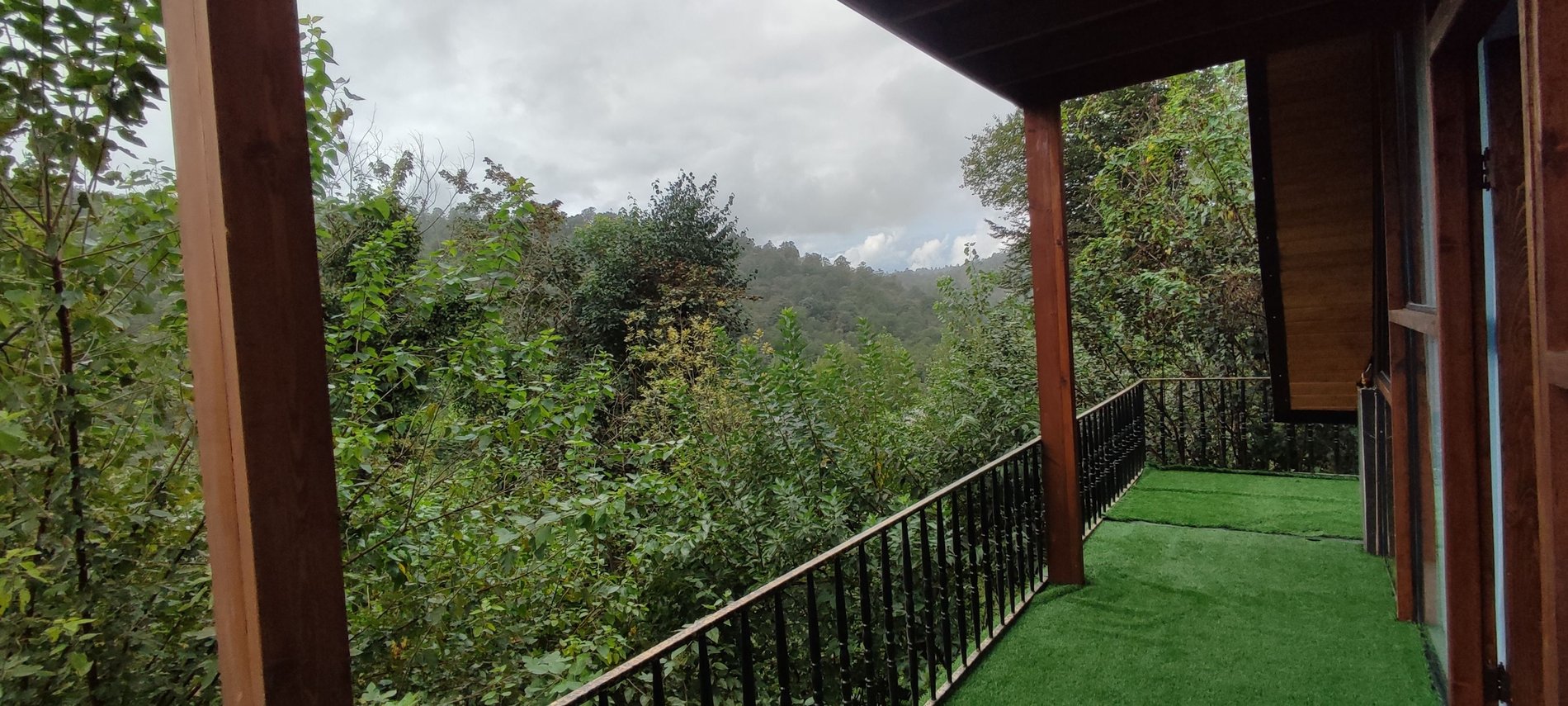 یک خوابه جکوزی دار سوئیسی چهارفصل لپور