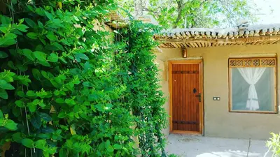 بومگردی کوه مهر - واحد تخت جمشید 3