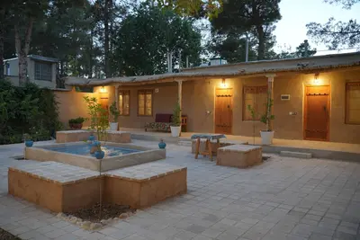 بومگردی کوه مهر - واحد تخت جمشید 2