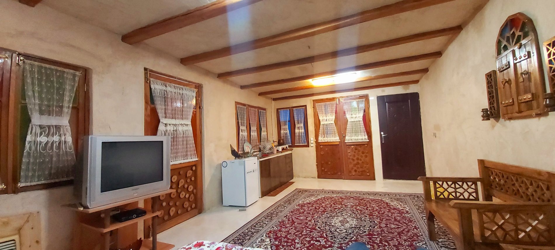 کلبه فلت دهکده ۵