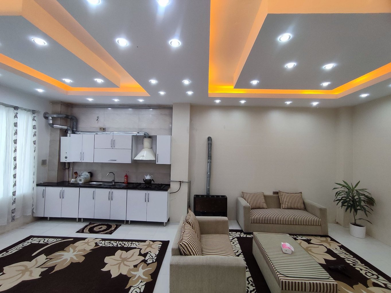 آپارتمان دوخوابه حسین زاده 3