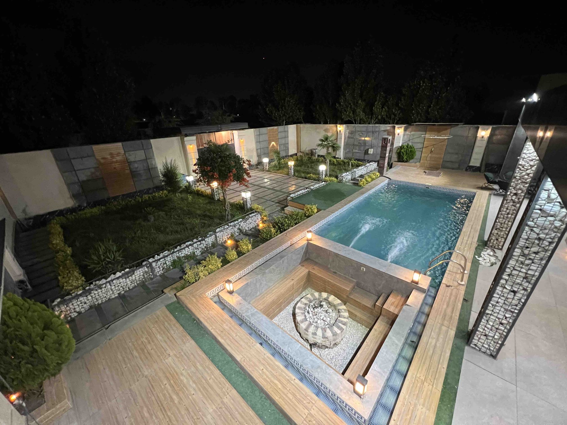 دوخوابه استخردار آبگرم هیوا ۲