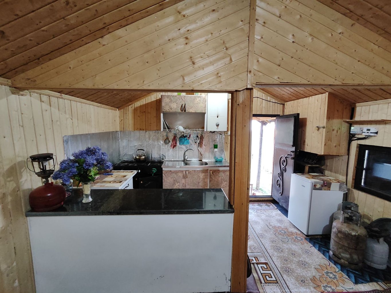 یک خوابه چوبی کورش اولسبلنگاه