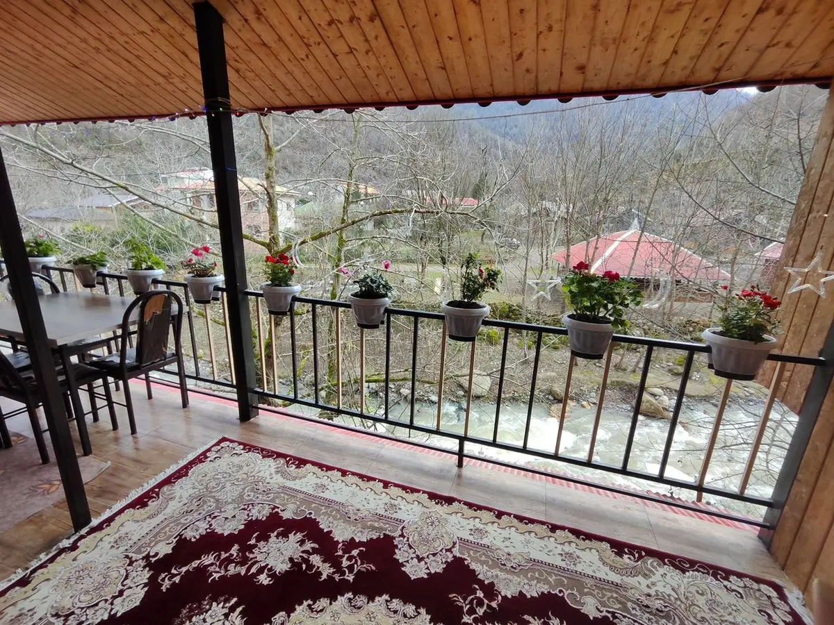 سوئیت دوخوابه جنگلی کوروش 4 - تراس