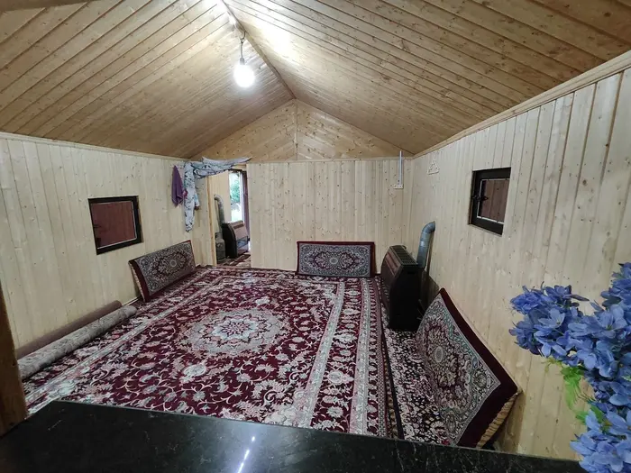 کلبه یک خوابه چوبی کورش اولسبلنگاه - پذیرائی