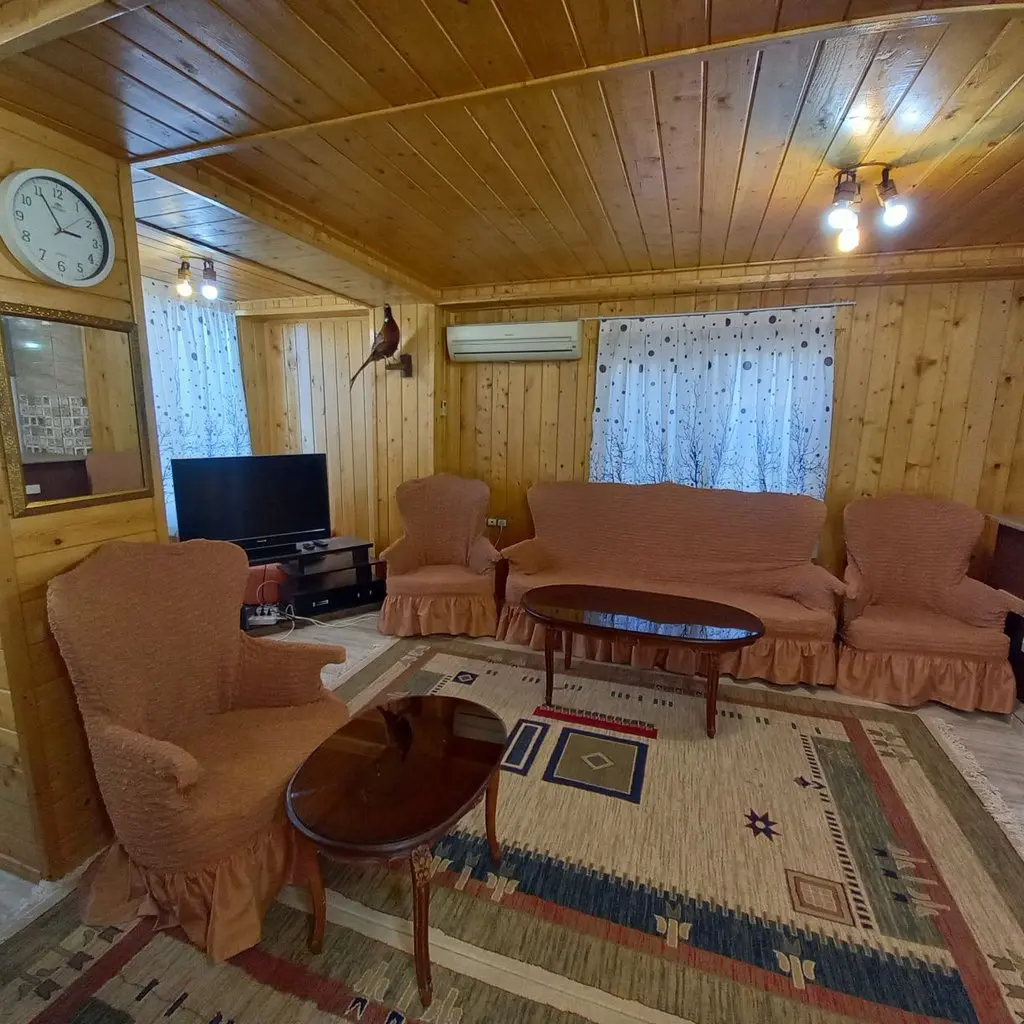 ویلا دوخوابه ساحلی توکلی - پذیرایی