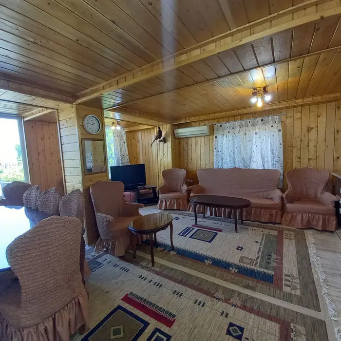 ویلا دوخوابه ساحلی توکلی - پذیرایی