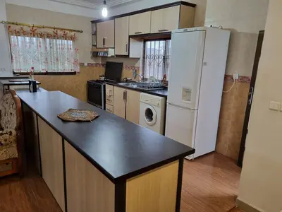 آپارتمان دوخوابه گوهر رستمی