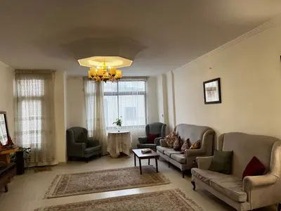 آپارتمان دوخوابه اقاقیا