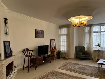 آپارتمان دوخوابه اقاقیا