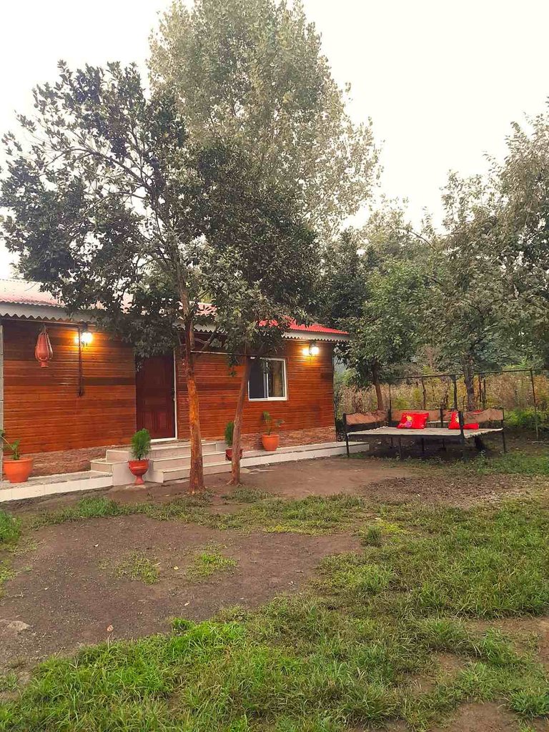 کلبه دوخوابه سنتی گیسوم
