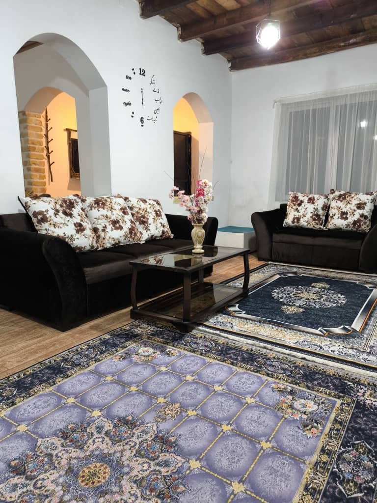 ویلا دوخوابه جکوزی دار مادربزرگ