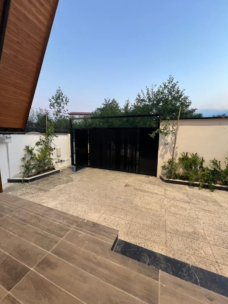 کلبه دوخوابه سوئیسی جکوزی دار آدرینا