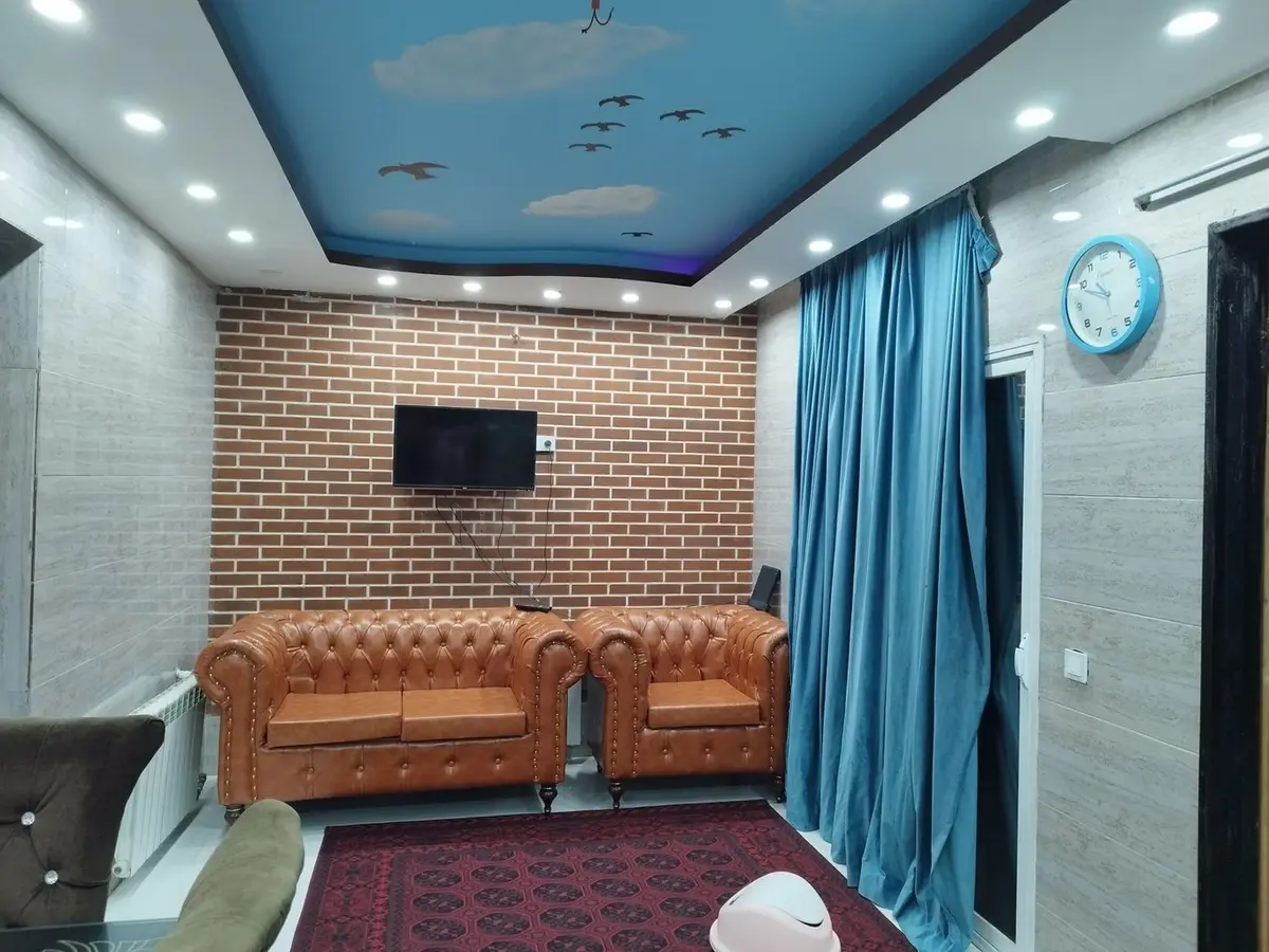 سوئیت دوخواب باباقدرت واحد ۲۰۲ - پذیرایی 