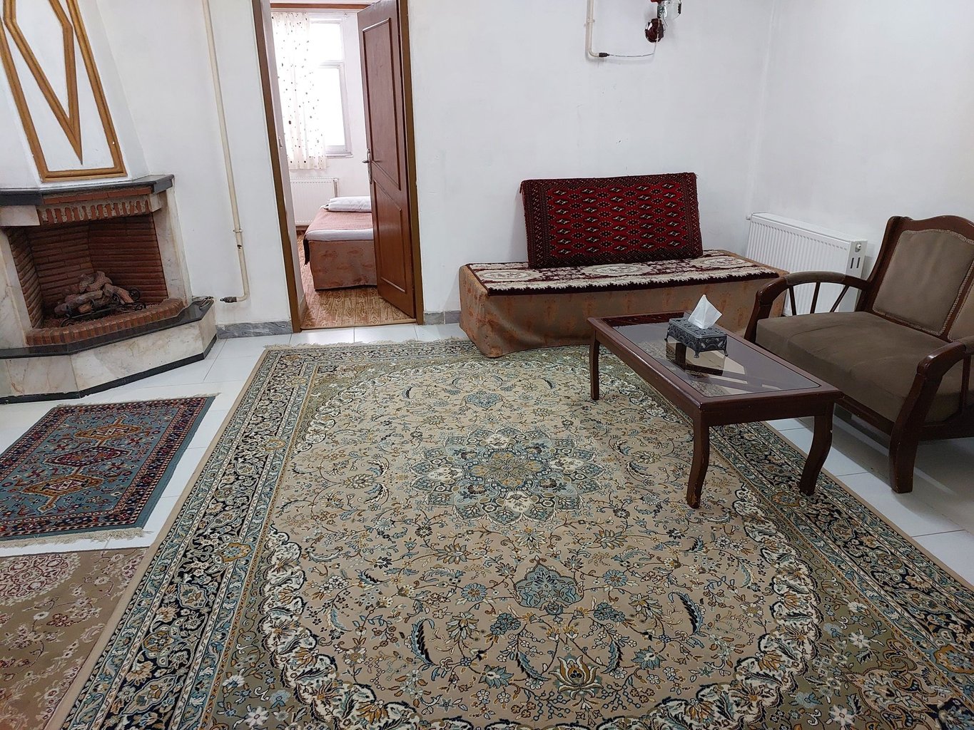 یک خوابه همای واحد ۴