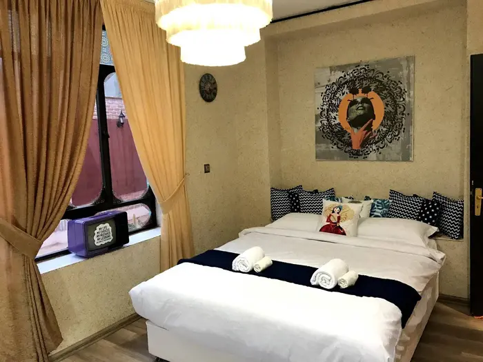 یک خوابه عمارت داستان مجن شاهرود