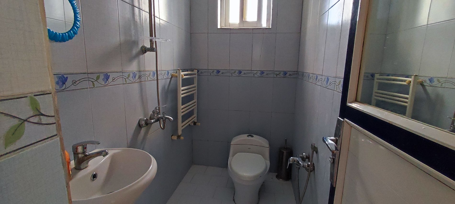 آپارتمان دوخوابه جنگلی رز - واحد 5