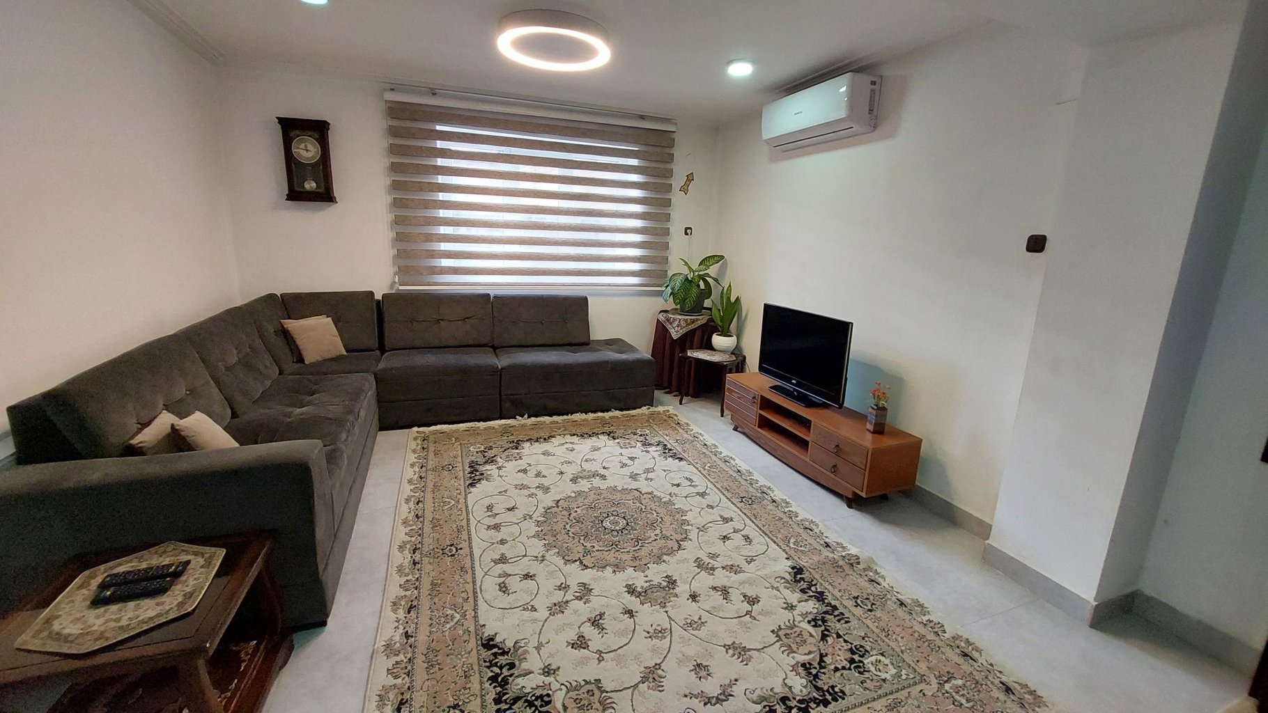 آپارتمان دوخوابه چمران 101 - پذیرایی