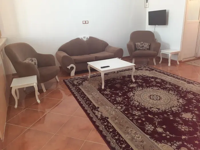 سوئیت یک خوابه رز 2 - حال پذیرایی