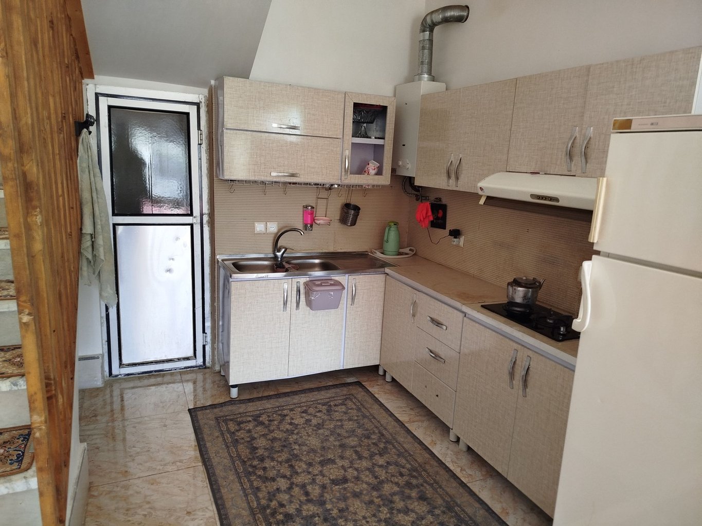 یک خوابه استخردار بهرامی