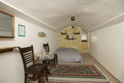 اقامتگاه سنتی باغ ایلخانی امیر - واحد اریباد