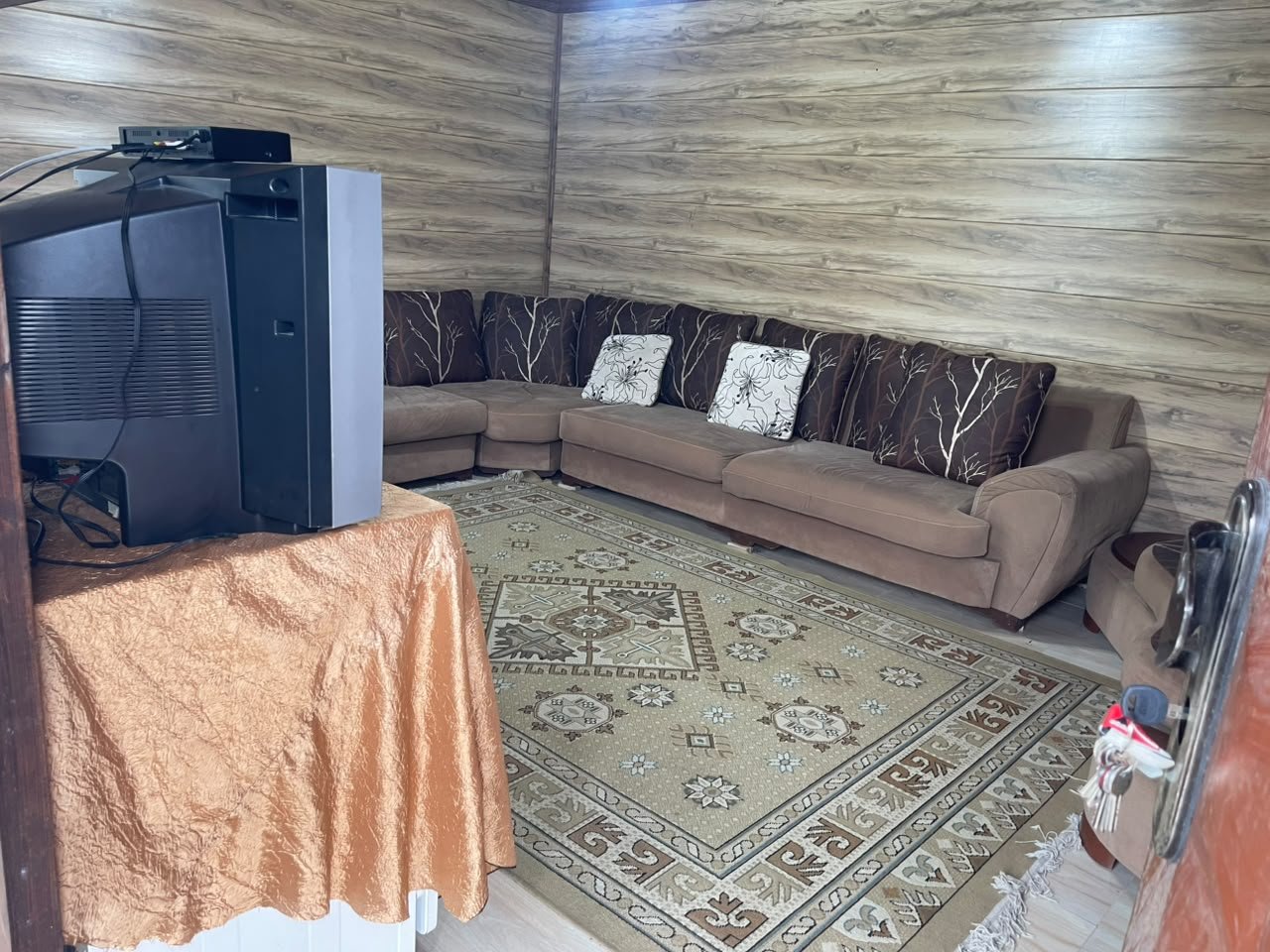 سوئیت فلت جنگلی اس پی او