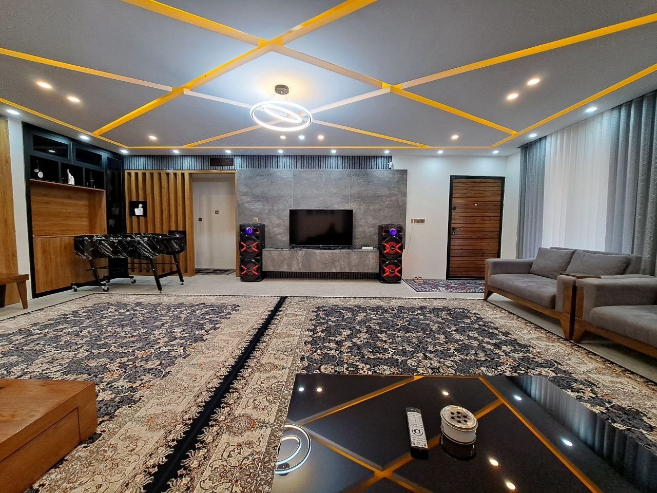 دوخوابه دوبلکس استخردار آبگرم محبت