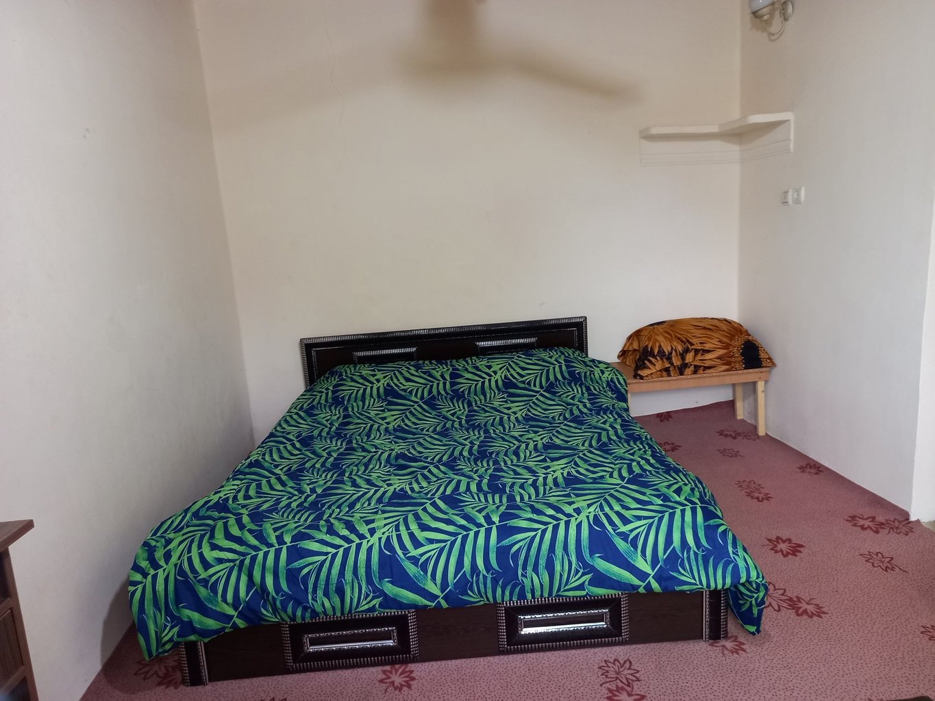 یک خوابه ساحلی دریاکنار