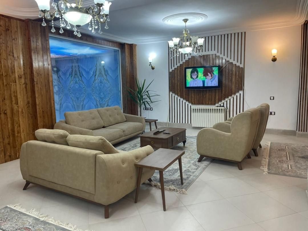 سه خوابه استخردار آبگرم رودخانه