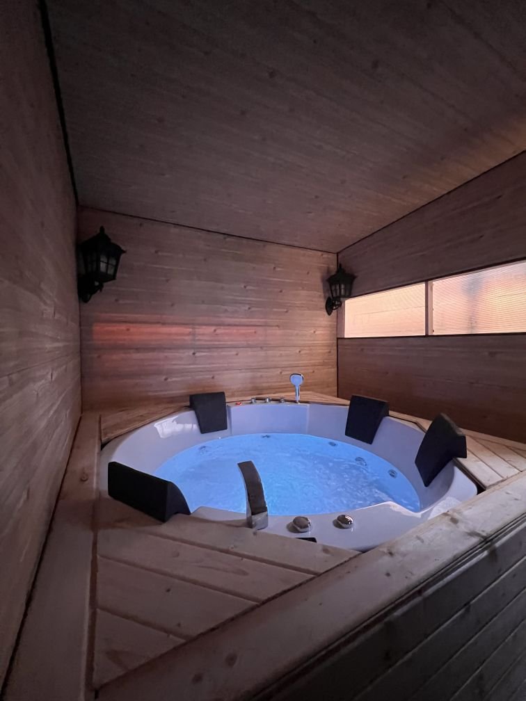 دوخوابه ساحلی ٱلا