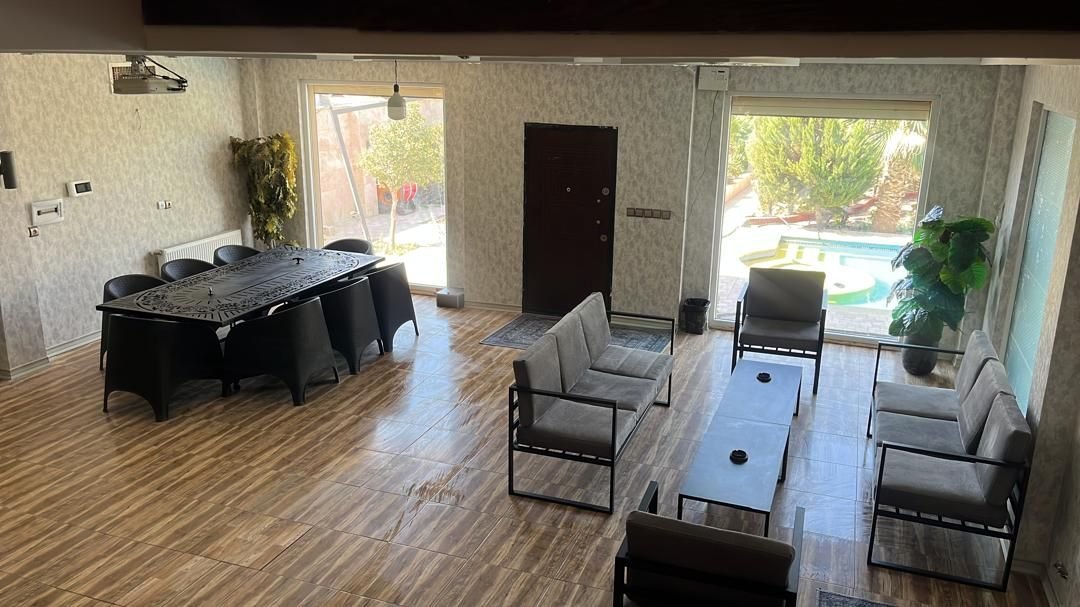 دوخوابه استخردار چهارفصل زعفرانیه