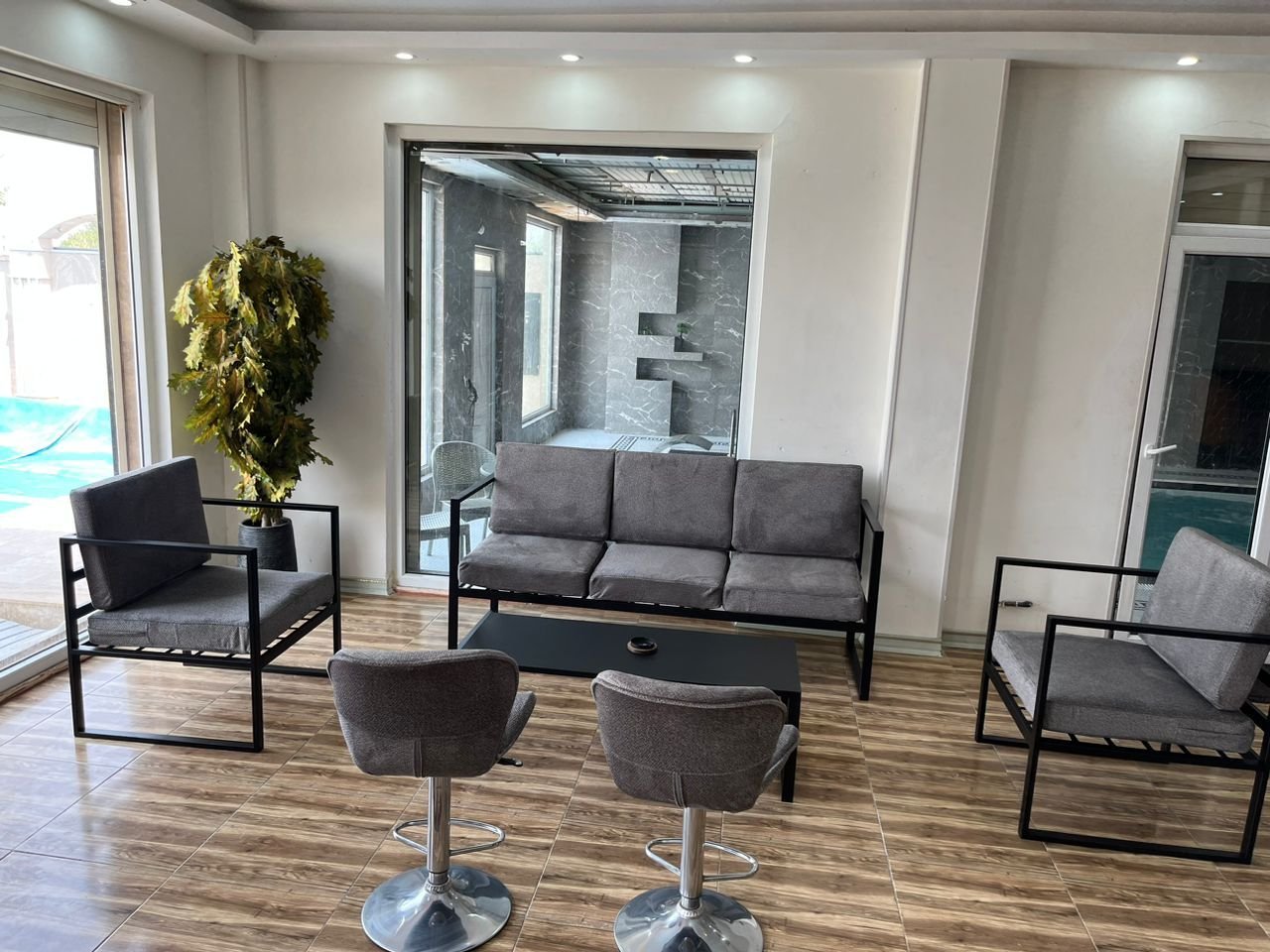 دوخوابه استخردار چهارفصل زعفرانیه