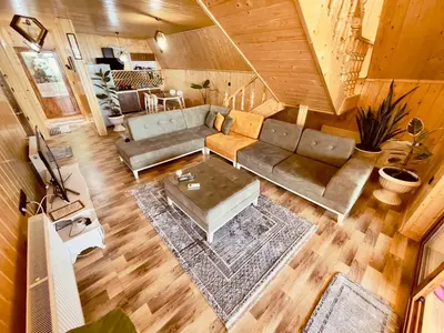 کلبه دوخوابه جکوزی دار جنگلی یاقوت