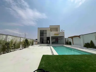 ویلا شش خوابه تریپلکس استخردار آبگرم  آس ٢