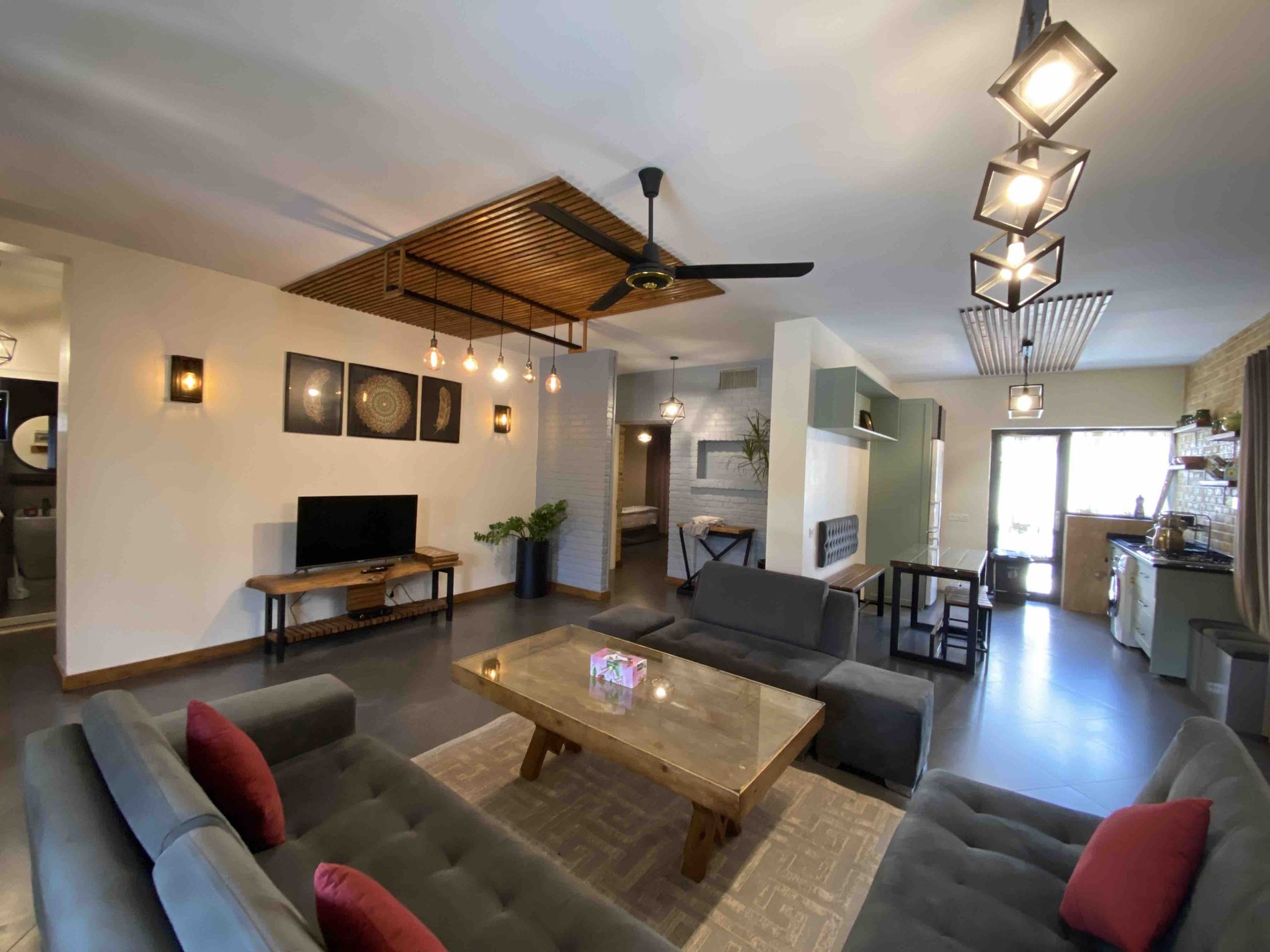 سه خوابه استخردار دریاچه ۲