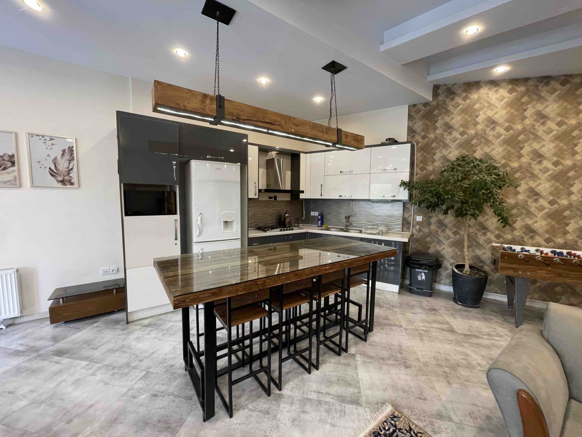 ویلا دوخوابه استخردار آبگرم دریاچه - انتخاب عنوان تصویر