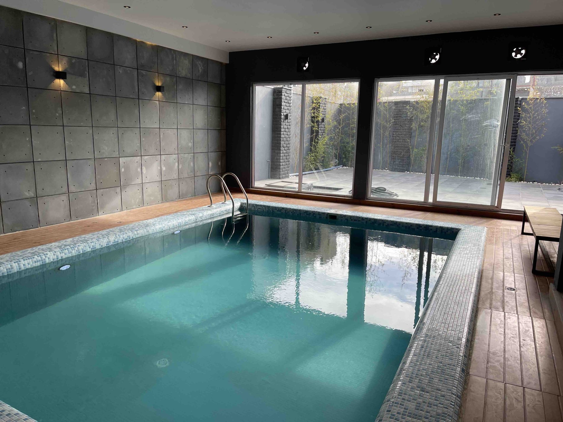 دوخوابه استخردار آبگرم کسرا