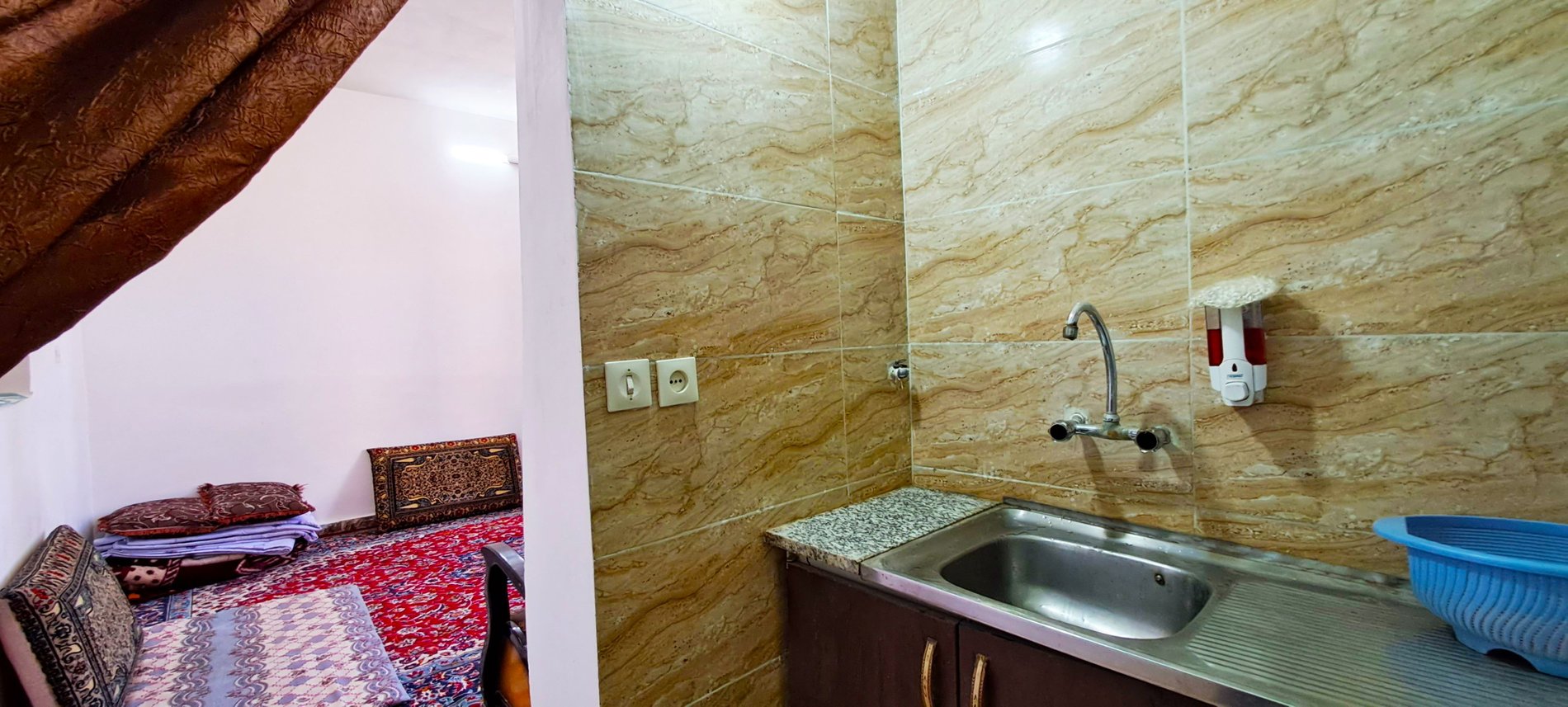 خانه مادری - واحد ارغوان