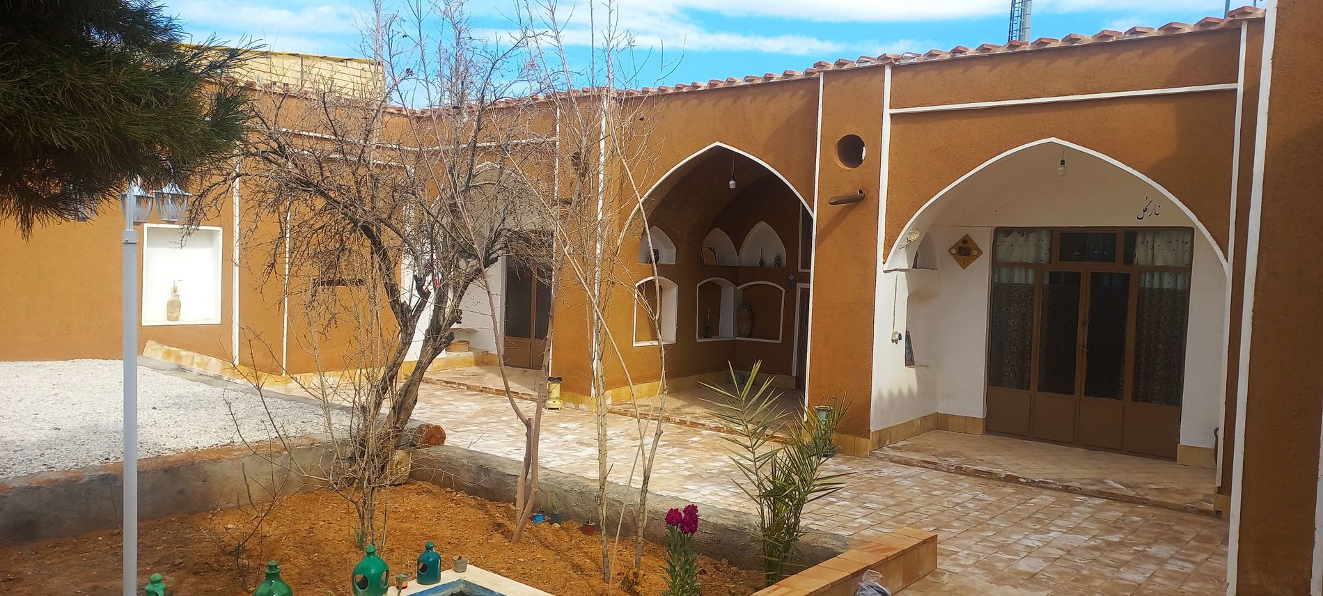 خانه مادری - واحد ارغوان