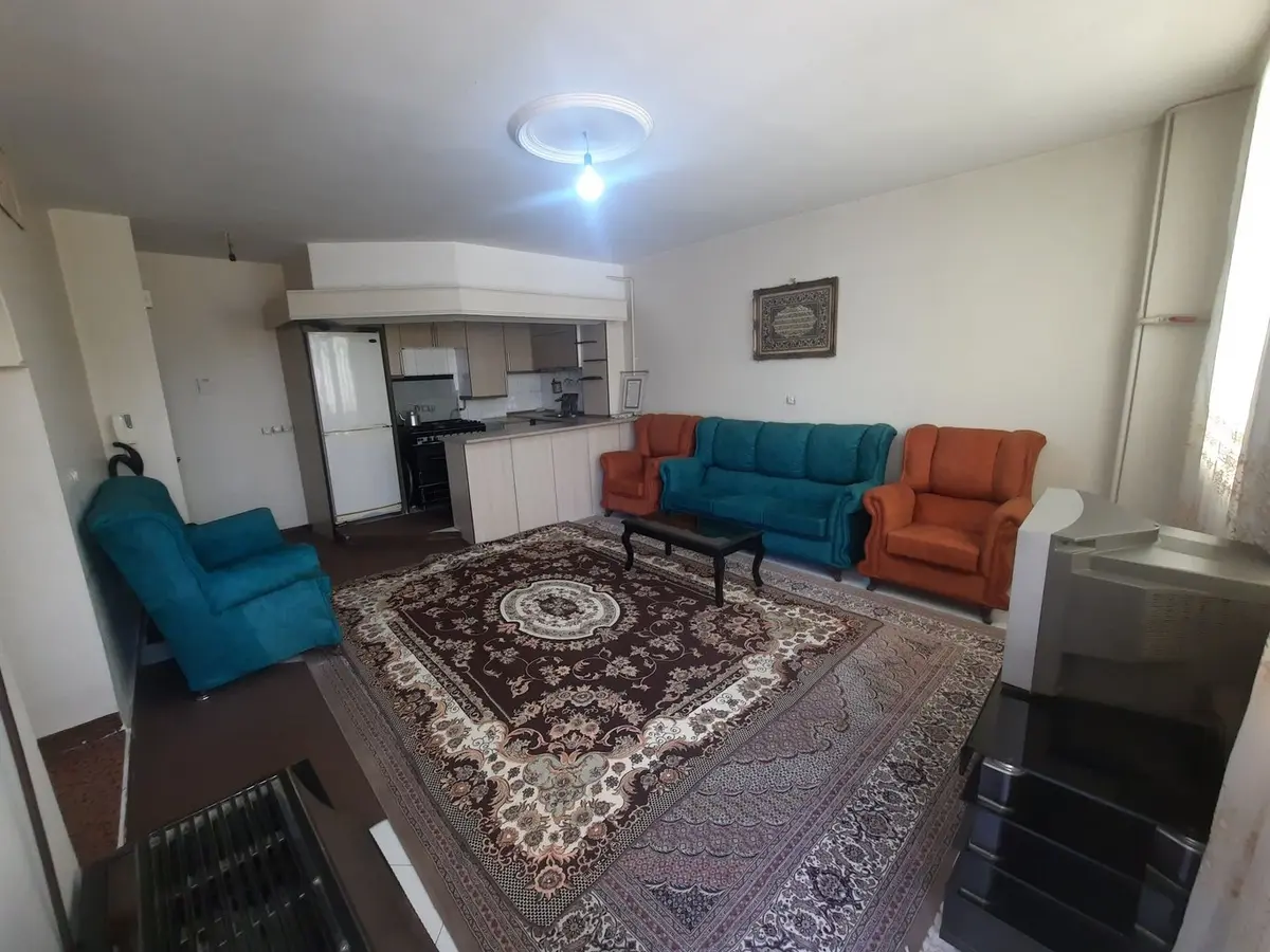 آپارتمان دوخوابه لاله ۲