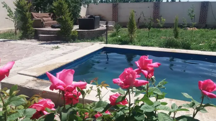 ویلا دوخوابه- استخردار سرپوشیده زنبق 2