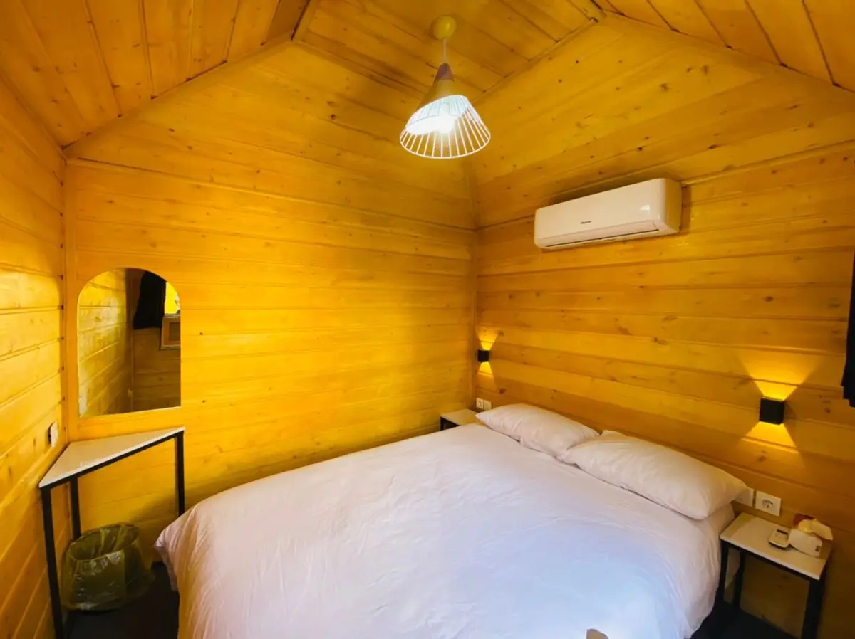 هاستل هریتیج - واحد چوبی دونفره 2