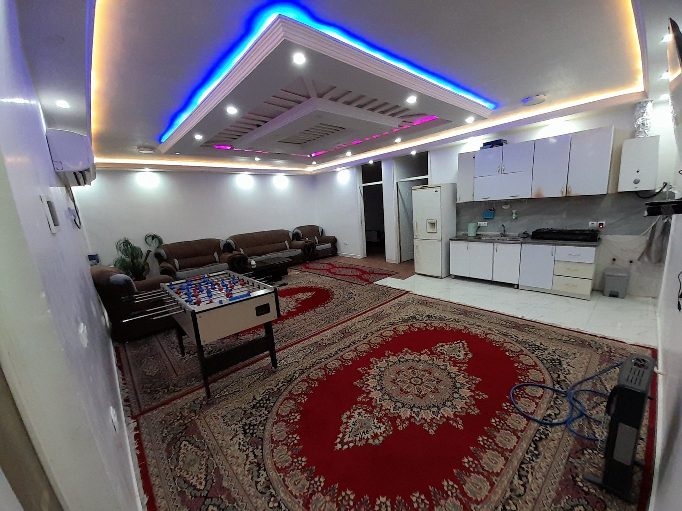 ویلا دوخوابه   استخردار آبگرم آرش