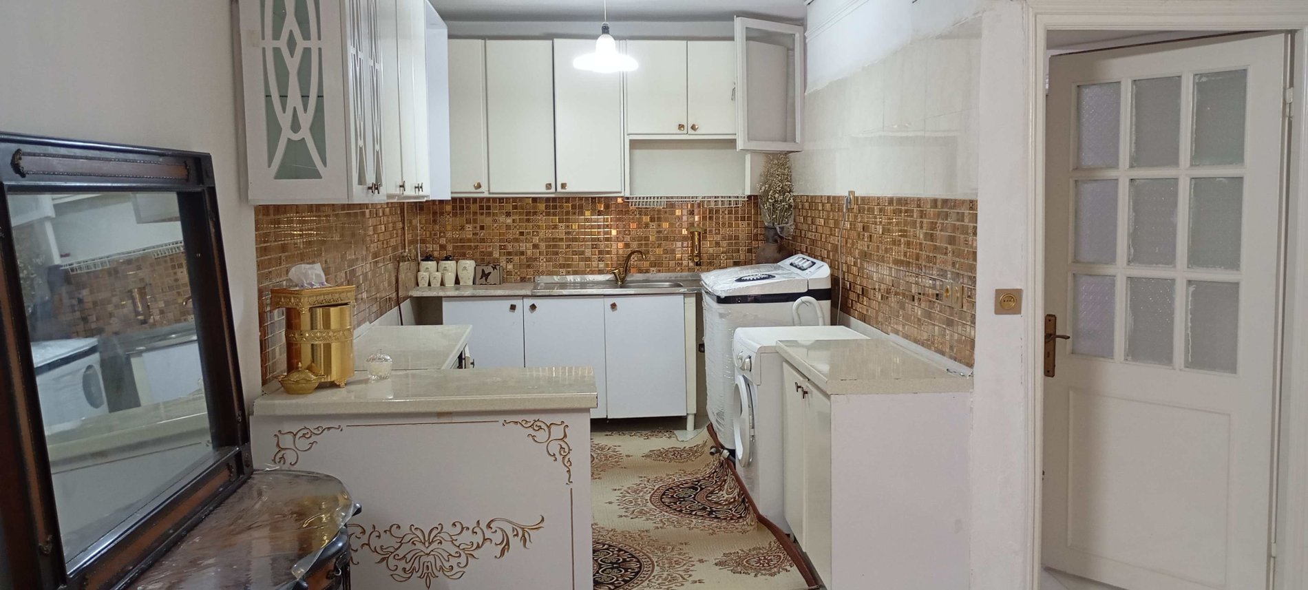 سوئیت یک خوابه پیروزوند