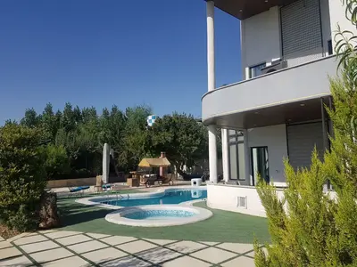 ویلا سه خوابه دوبلکس استخردار آبگرم پارادایس