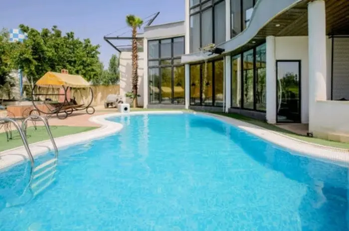 ویلا سه خوابه دوبلکس استخردار آبگرم پارادایس - نمای استخر