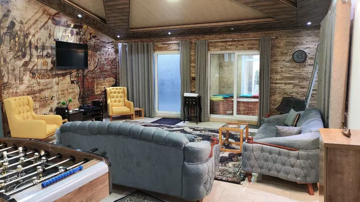 ویلا استخردار آبگرم سه خوابه باران 1