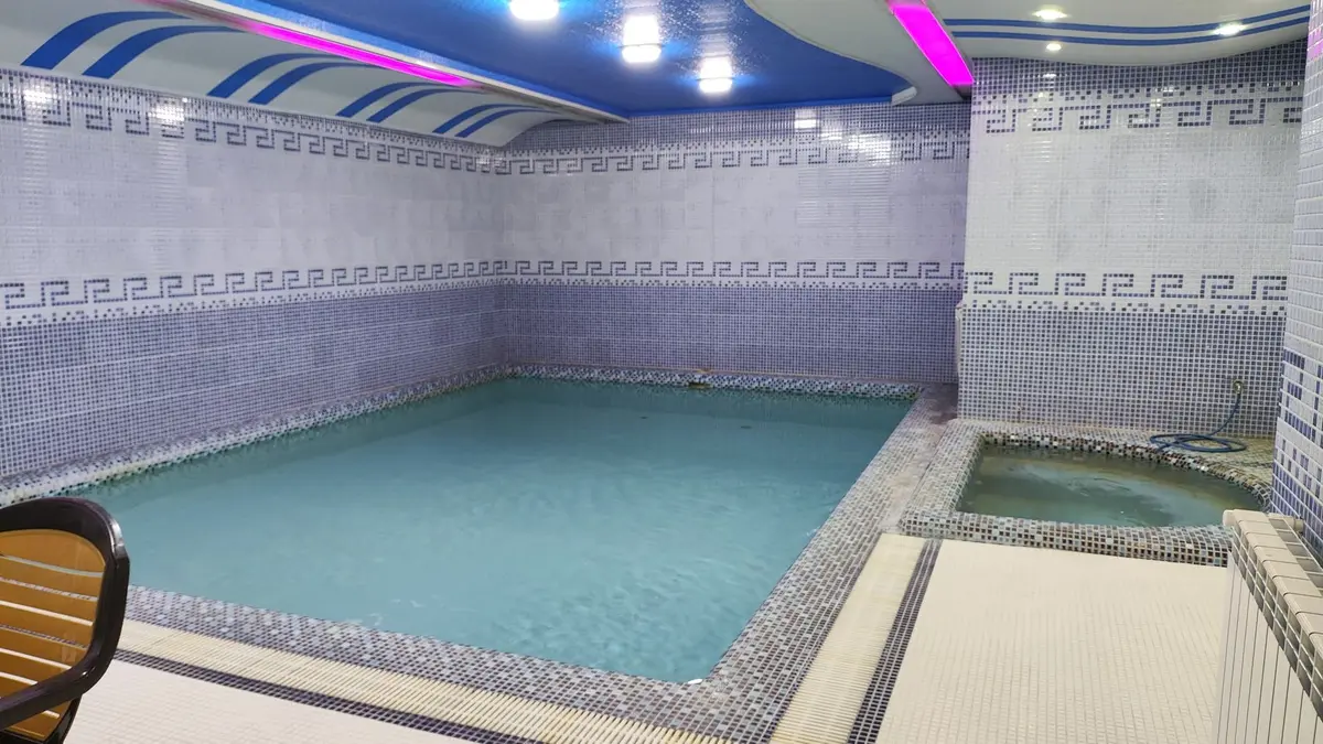 ویلا استخردار آبگرم سه خوابه باران 1