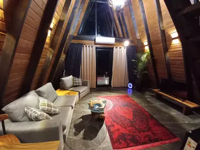 کلبه دوخوابه چوبی آھیل